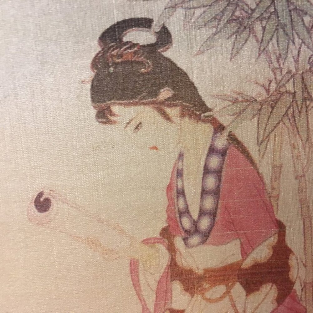 SILK ORIENTAL FAN ROUND GIRL SITTING BY TREES - Picture 8 of 9